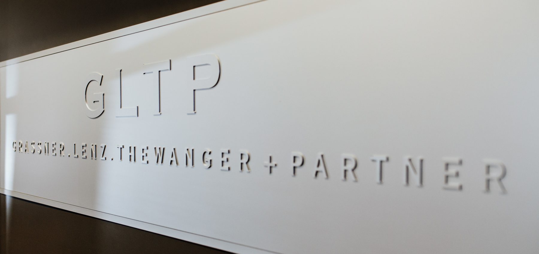 Grassner, Lenz, Thewanger & Partner ist eine erfolgreiche Rechtsanwaltskanzlei für Unternehmen und Private. Für jedes Rechtsgebiet haben wir einen Rechtsanwalt und Rechtsanwältin